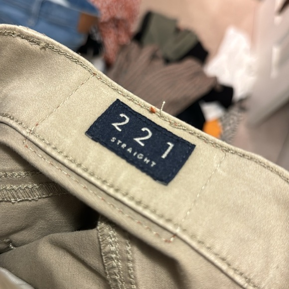 Mens Lucky Brand Khaki Pants - Picture 4 of 4